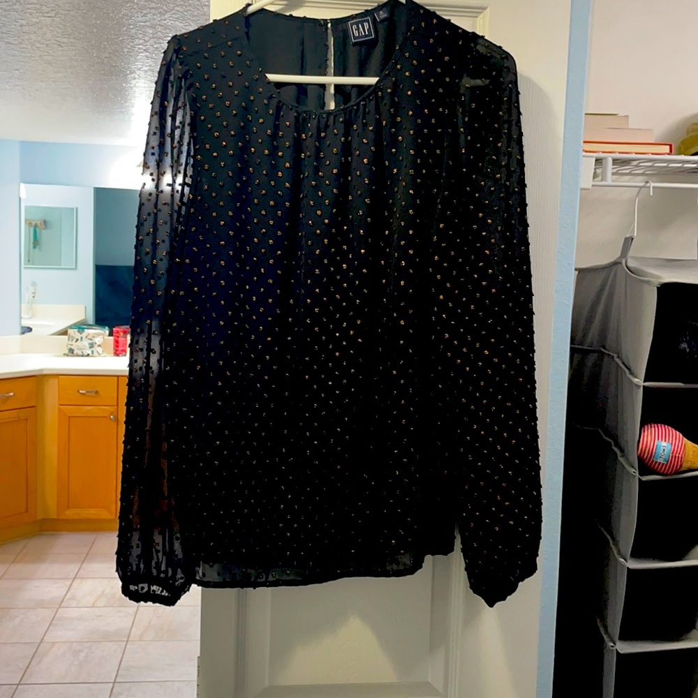 Gap med tall blouse / perfect for the holidays